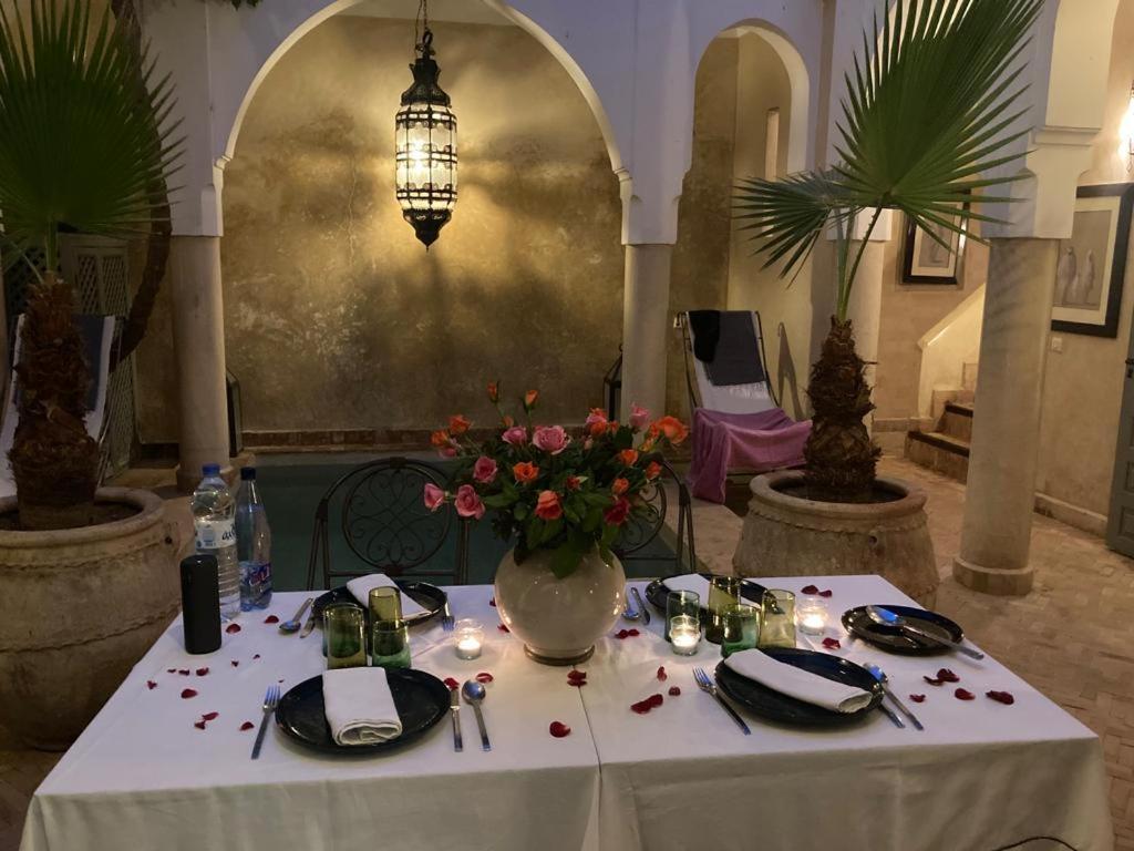 Riad Des Fragrances Dar El Bacha 马拉喀什 外观 照片
