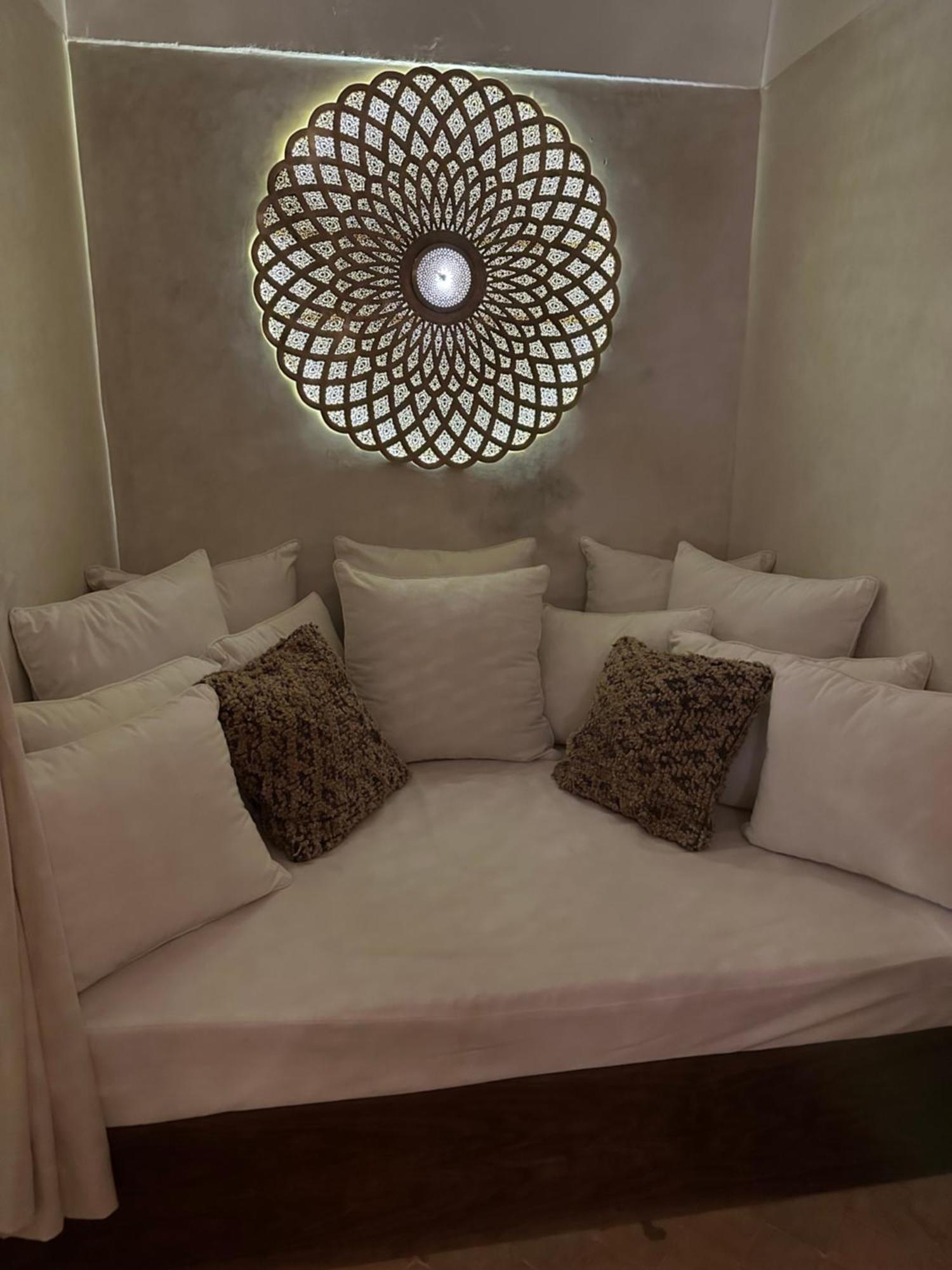 Riad Des Fragrances Dar El Bacha 马拉喀什 外观 照片